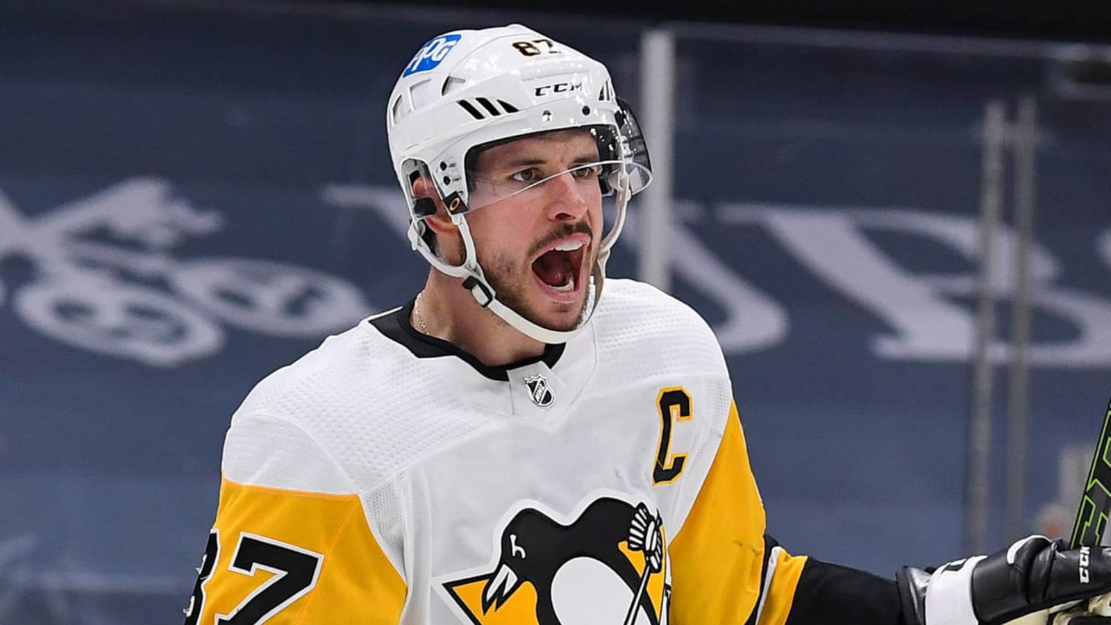 Penguins star Sidney Crosby skates with top line in practice