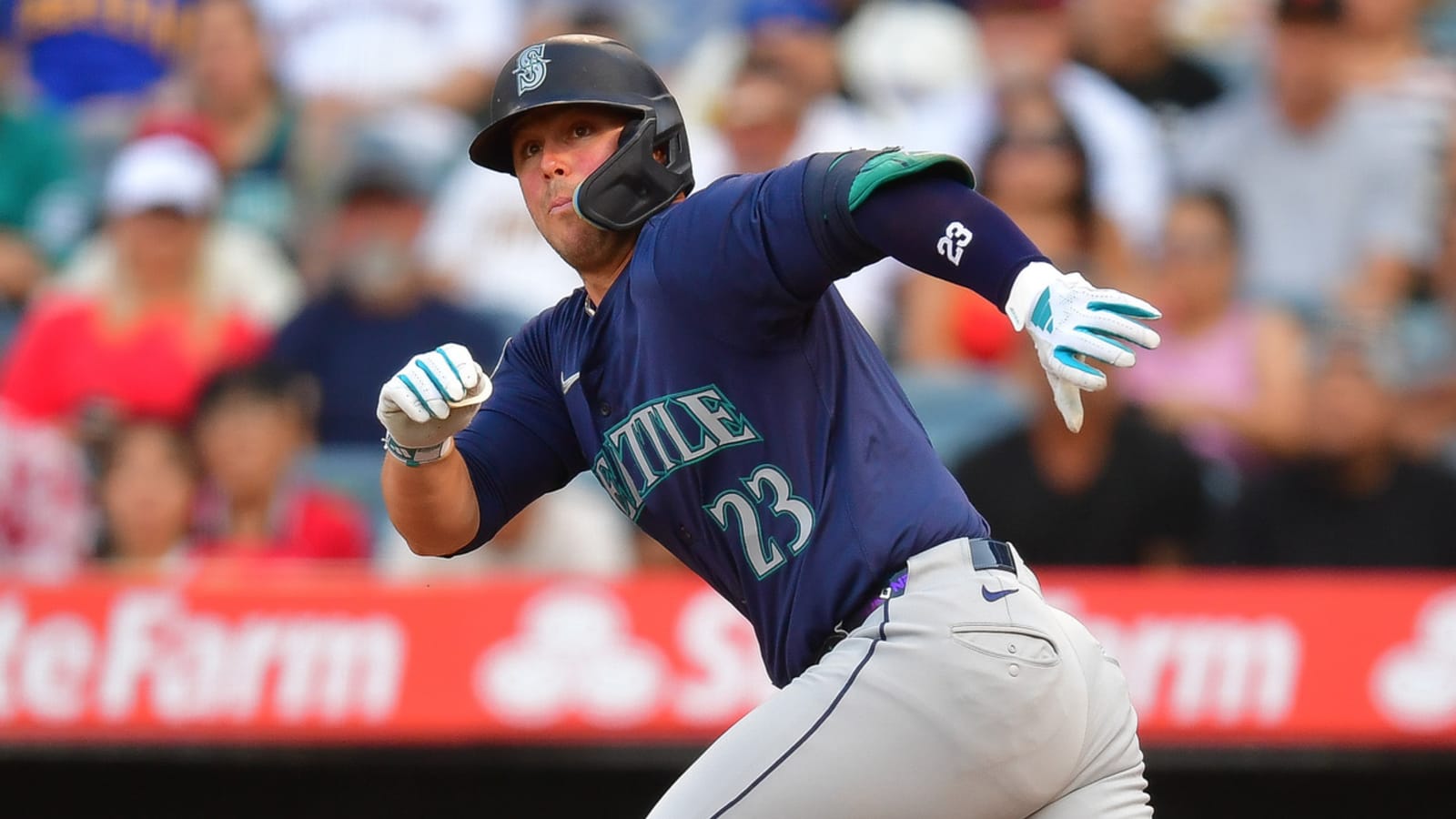 Mariners open the door for top first-base prospect