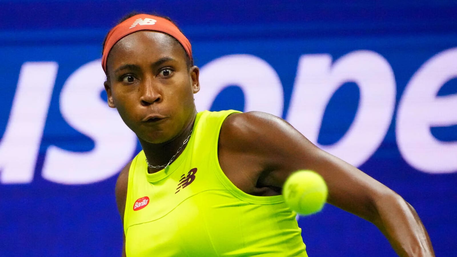 Protesters cause big delay in Coco Gauff-Karolina Muchova match