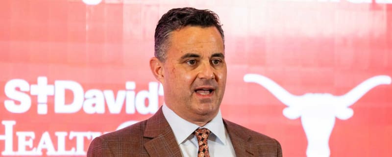 New HC Sean Miller gets big win early into Texas tenure