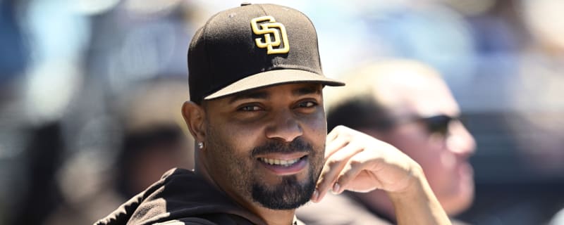 Padres activate four-time All-Star infielder