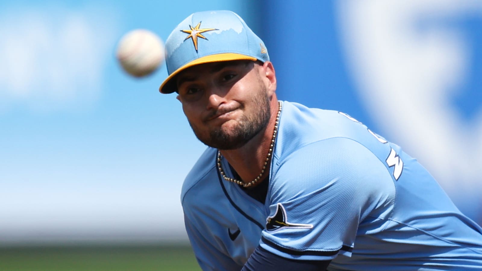 Rays pitcher diagnosed with triceps tightness after early exit