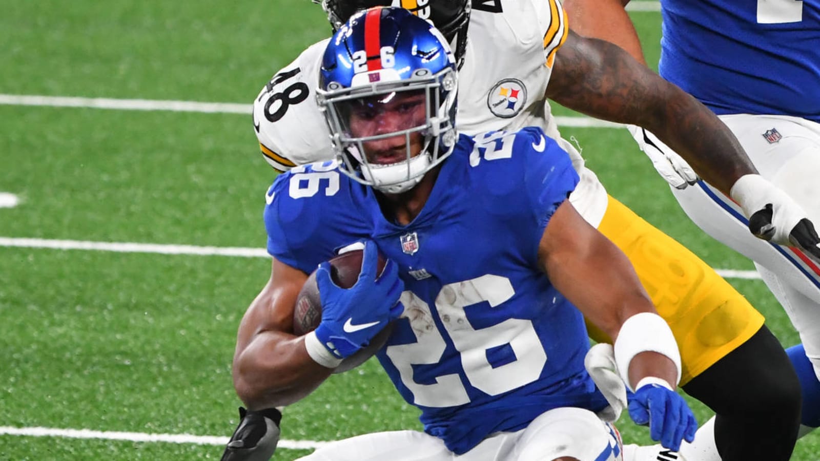 Giants taking long-term approach with Saquon Barkley