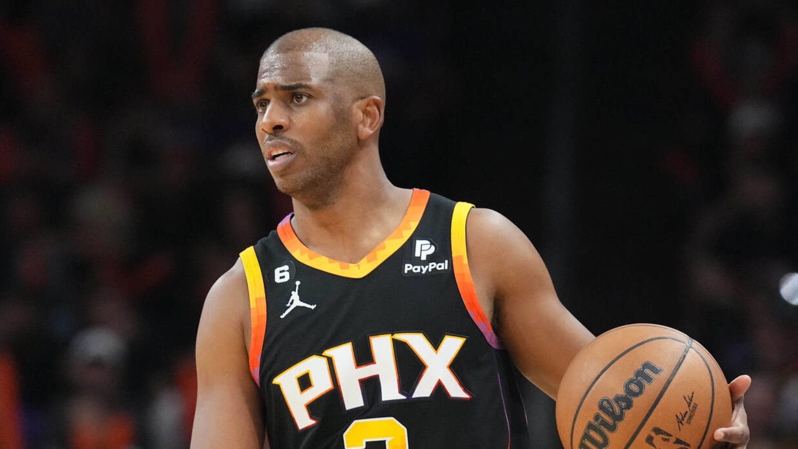 Chris Paul overcomes Clippers, Scott Foster to even series