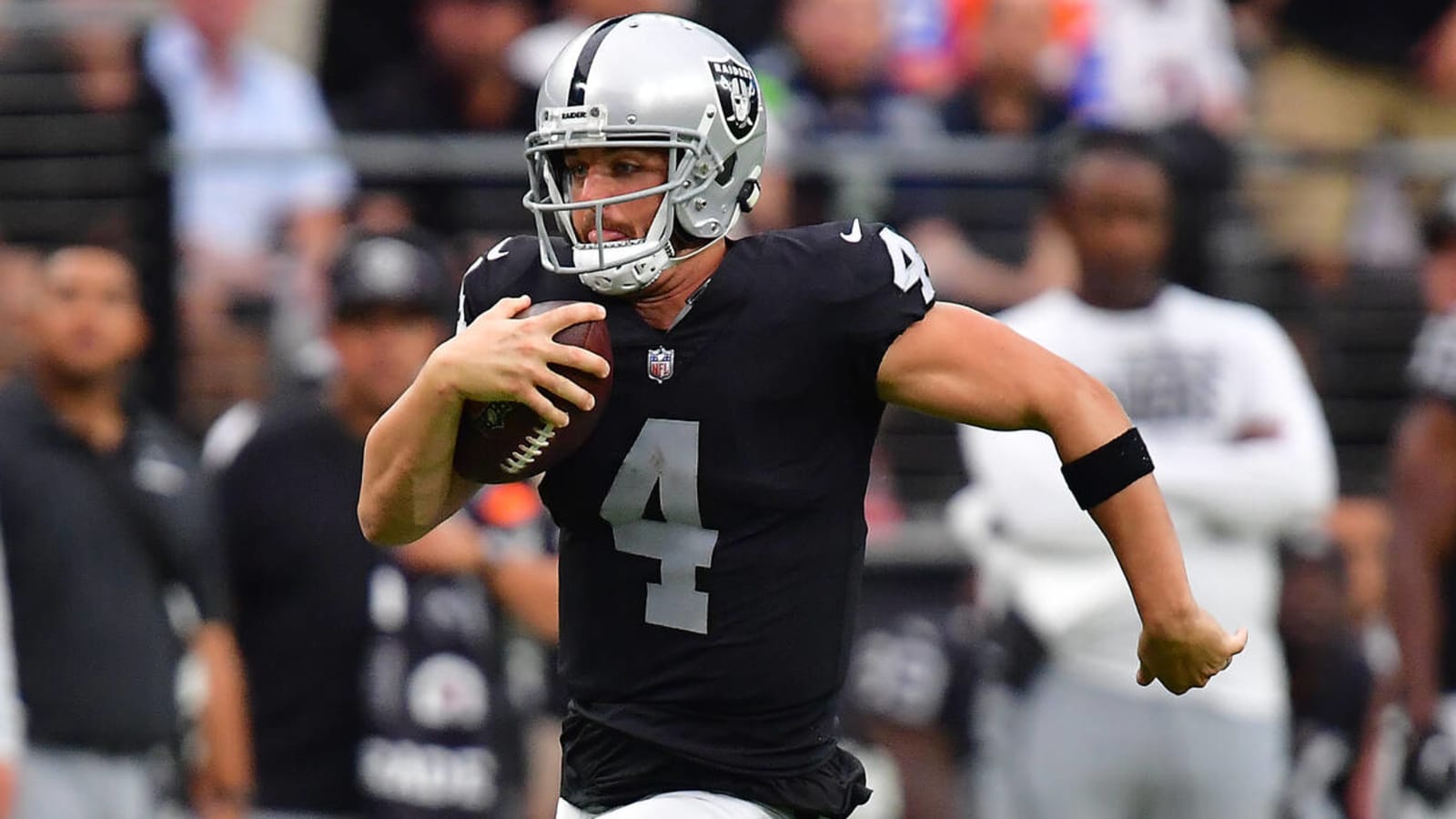 Carr's wheels can keep Raiders offense running at peak performance