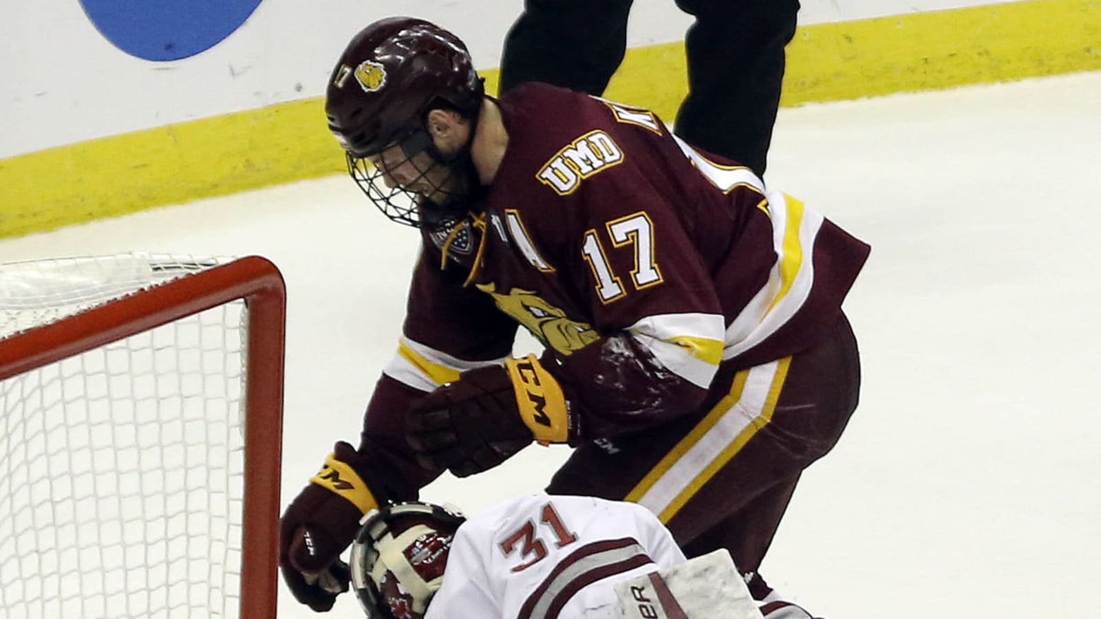 Lightning sign Hobey Baker finalist Cole Koepke