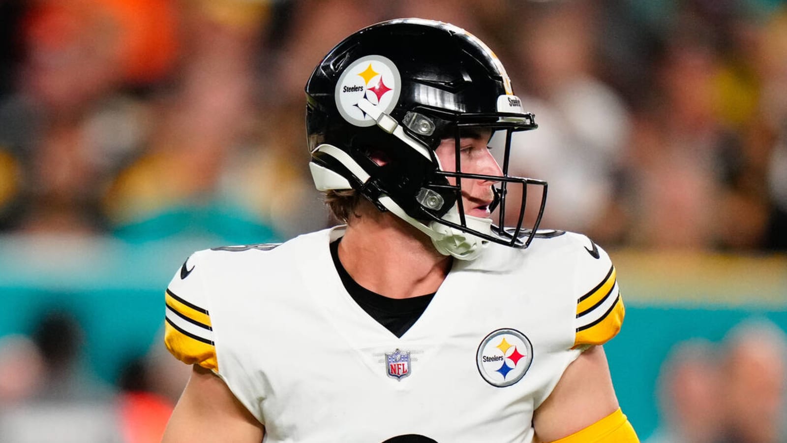 Steelers rookie QB Kenny Pickett calls for change