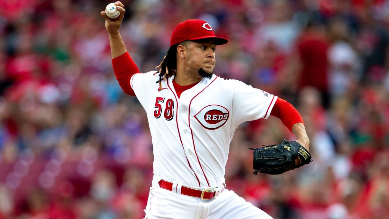 Report: Reds' Luis Castillo 'one of the most coveted' pitchers on trade market