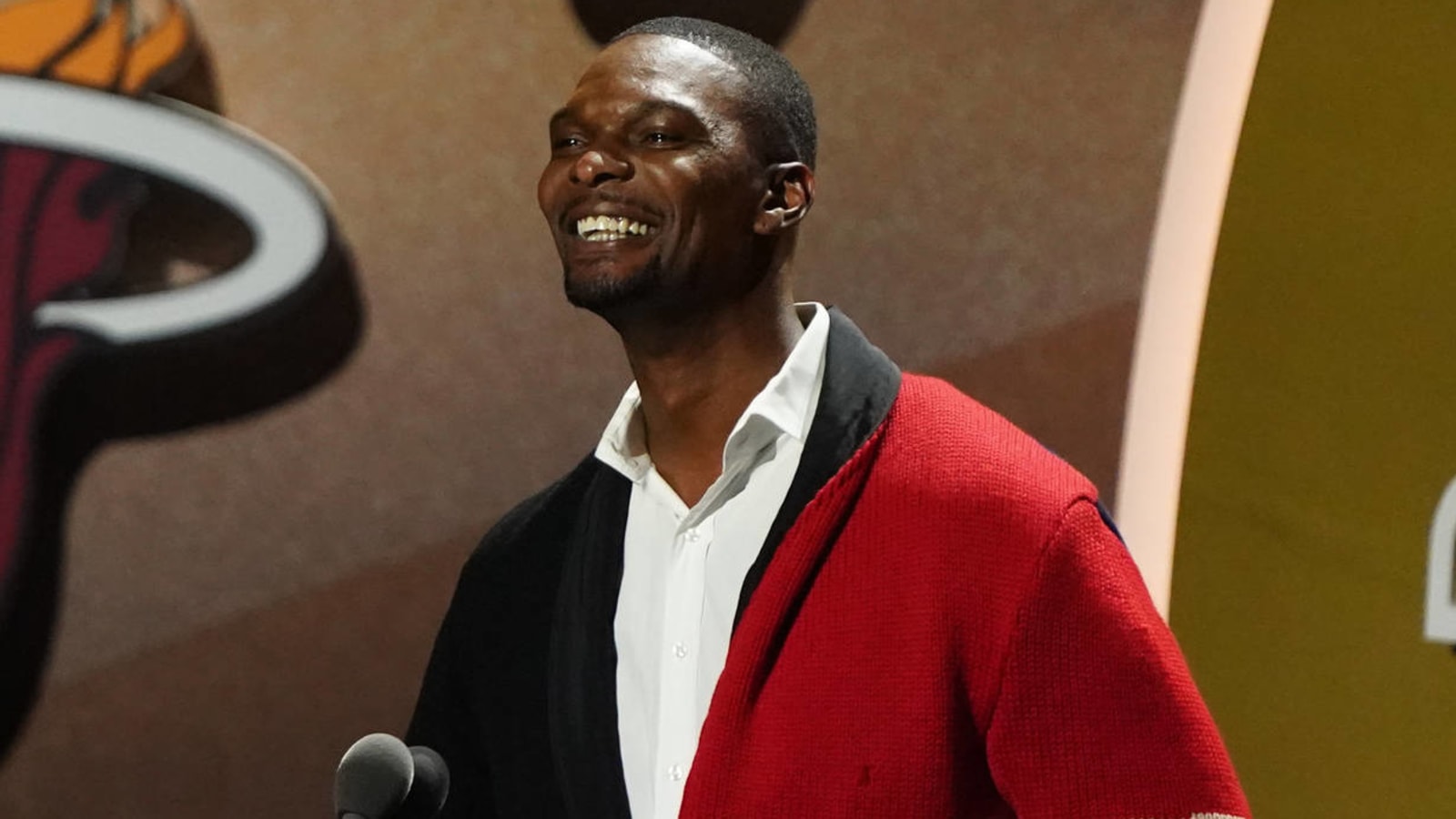 Chris Bosh jokes Heat should 'get the band back together'