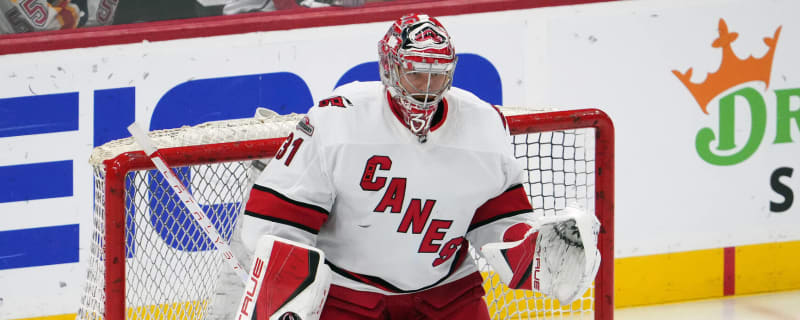 Hurricanes turn to goaltender Antti Raanta for Game 2 against Panthers