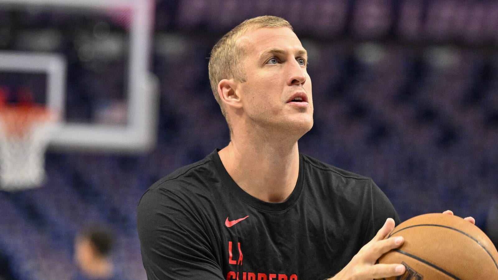 Mason Plumlee to sign a one-year deal with the Suns