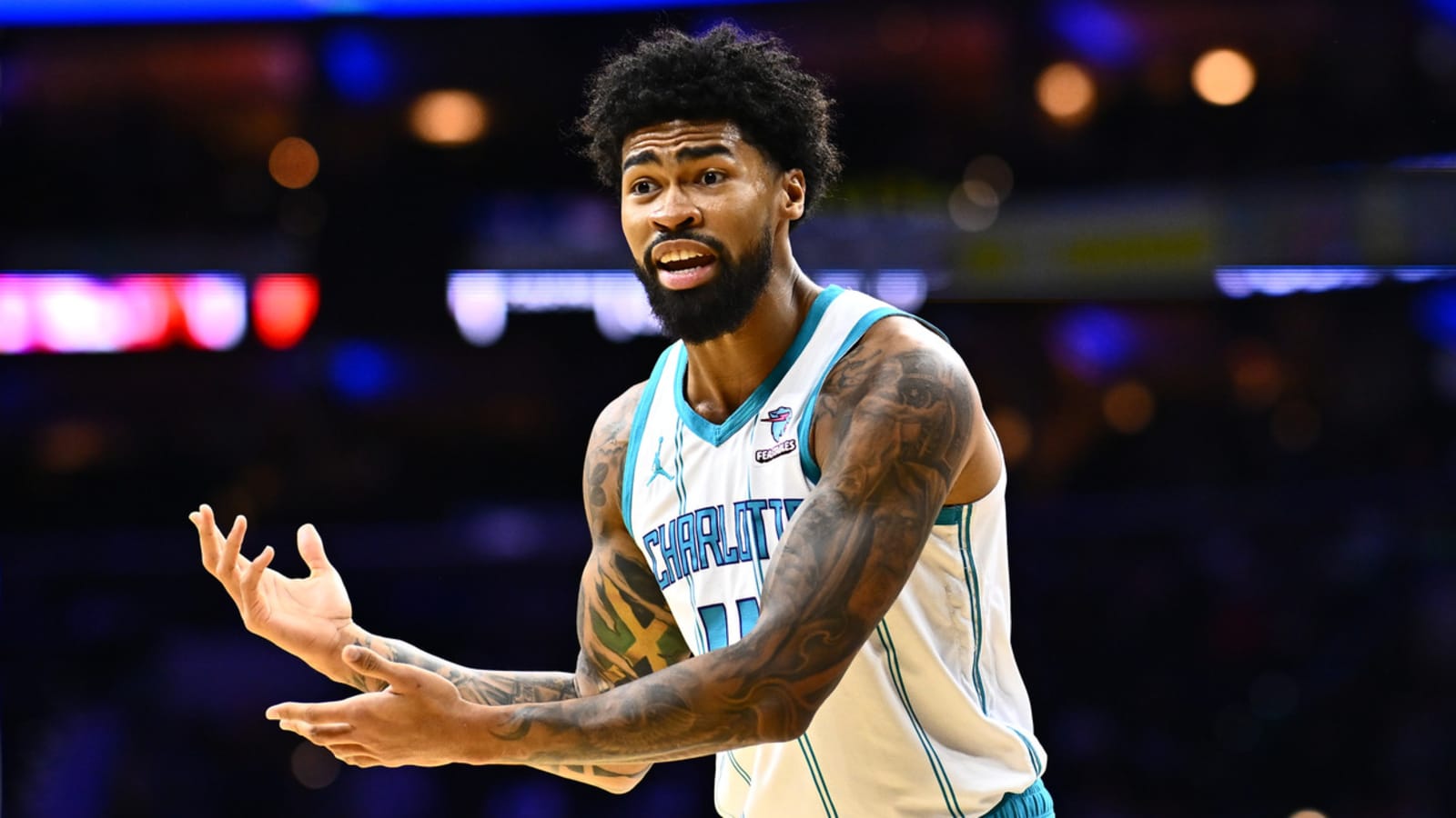 Lakers reportedly interested in trading for seven-footer