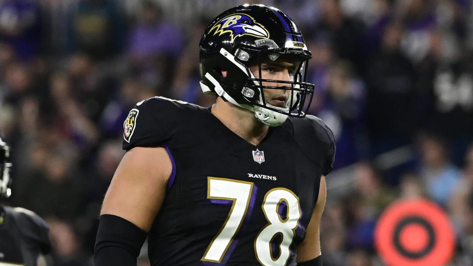 Ravens OT Alejandro Villanueva announces retirement