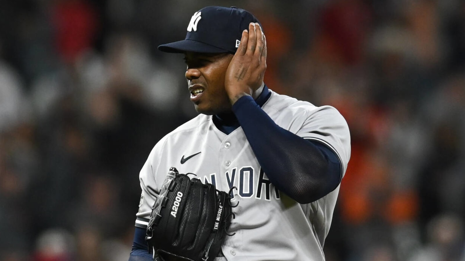 Pitcher Aroldis Chapman reveals his STAPLED HEAD after taking