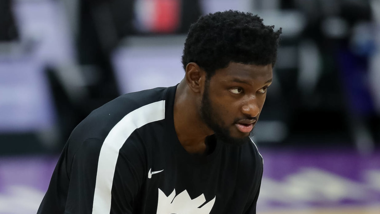 Kings' Chimezie Metu has fractured wrist