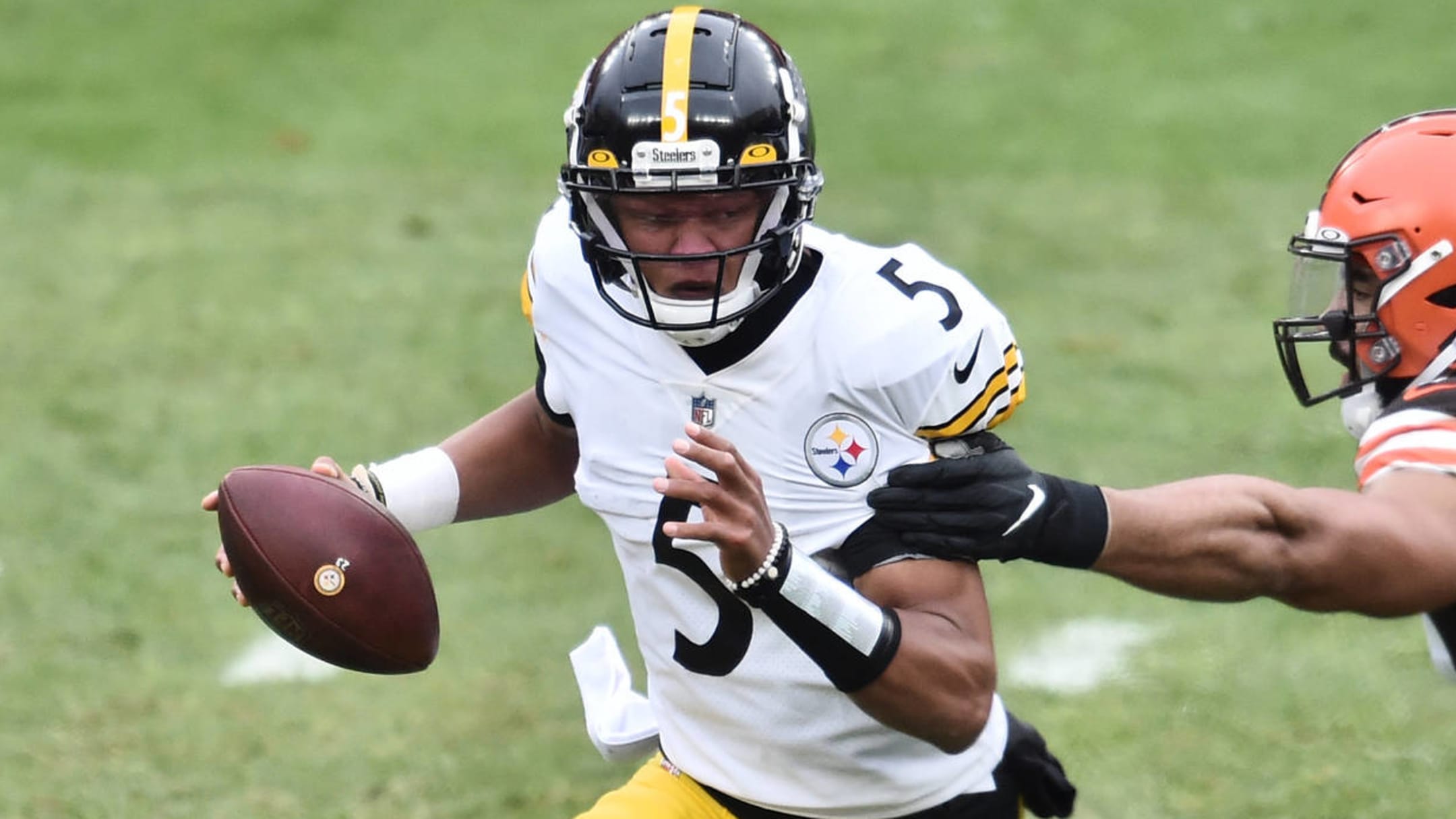 Josh Dobbs signs 1-year deal with Pittsburgh Steelers