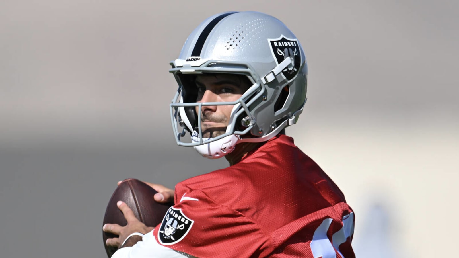 Raiders WR says Jimmy Garoppolo is 'what you want in a quarterback'