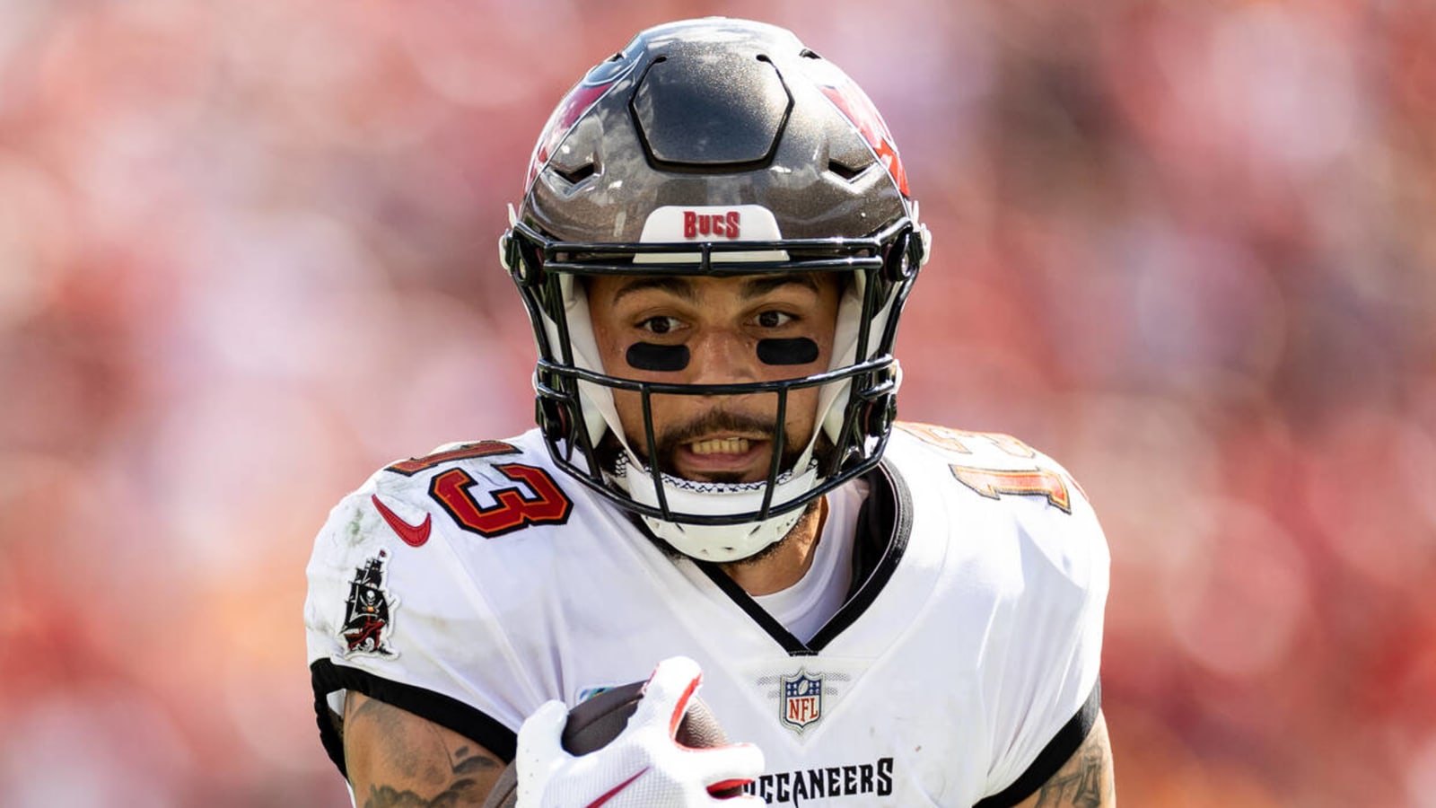 Reason official approached Mike Evans after game revealed