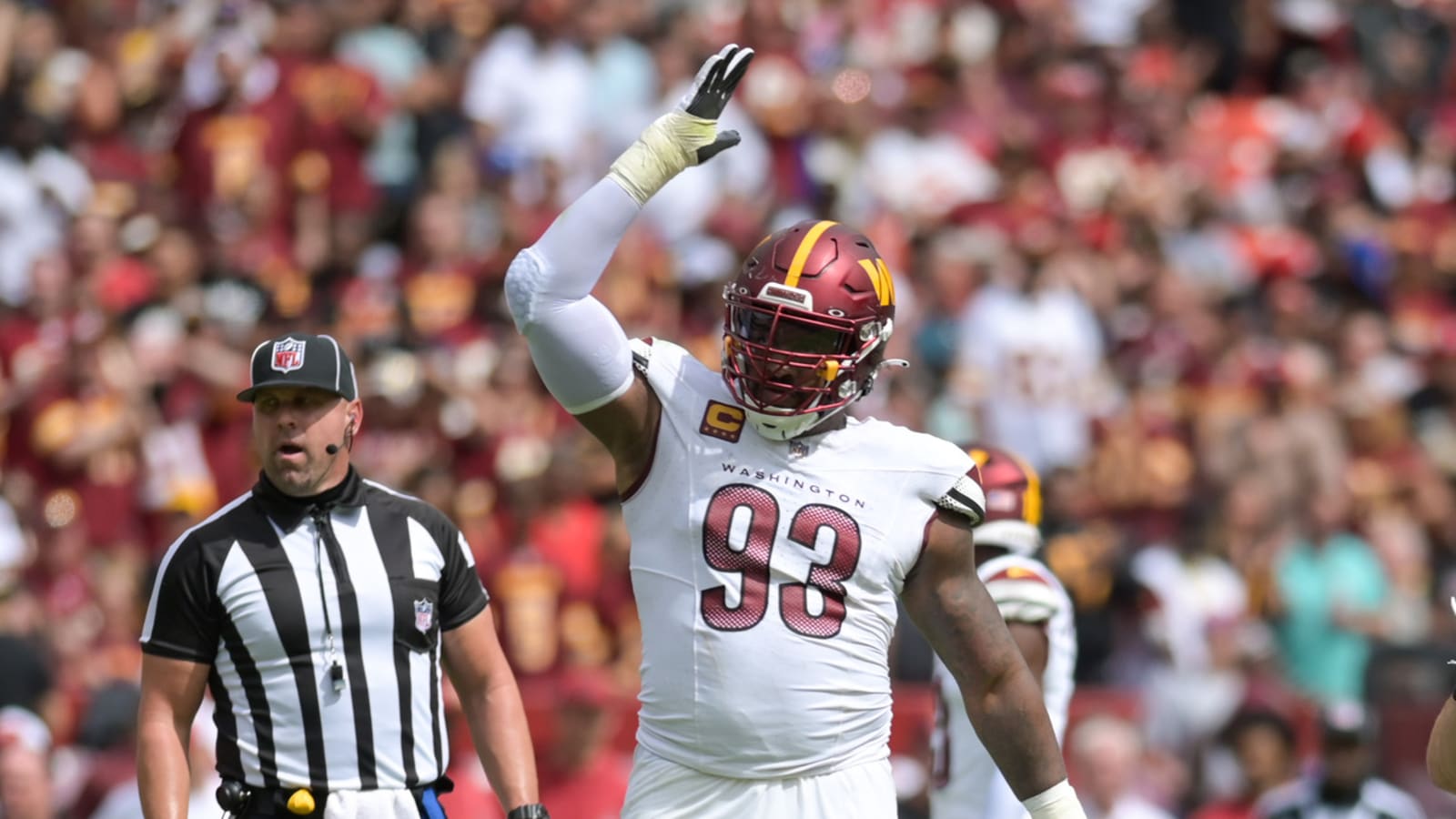 Commanders GM updates fans on star DT's trade chatter