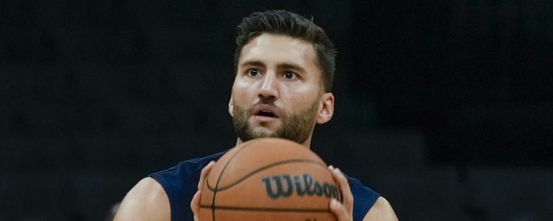 Mavs' Maxi Kleber to miss at least 7-10 days with oblique strain