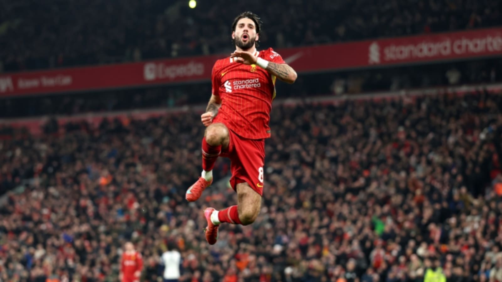 ‘Ability meets stamina’ – Henry Winter wowed by 90-pass Liverpool genius who won 7 duels v Spurs