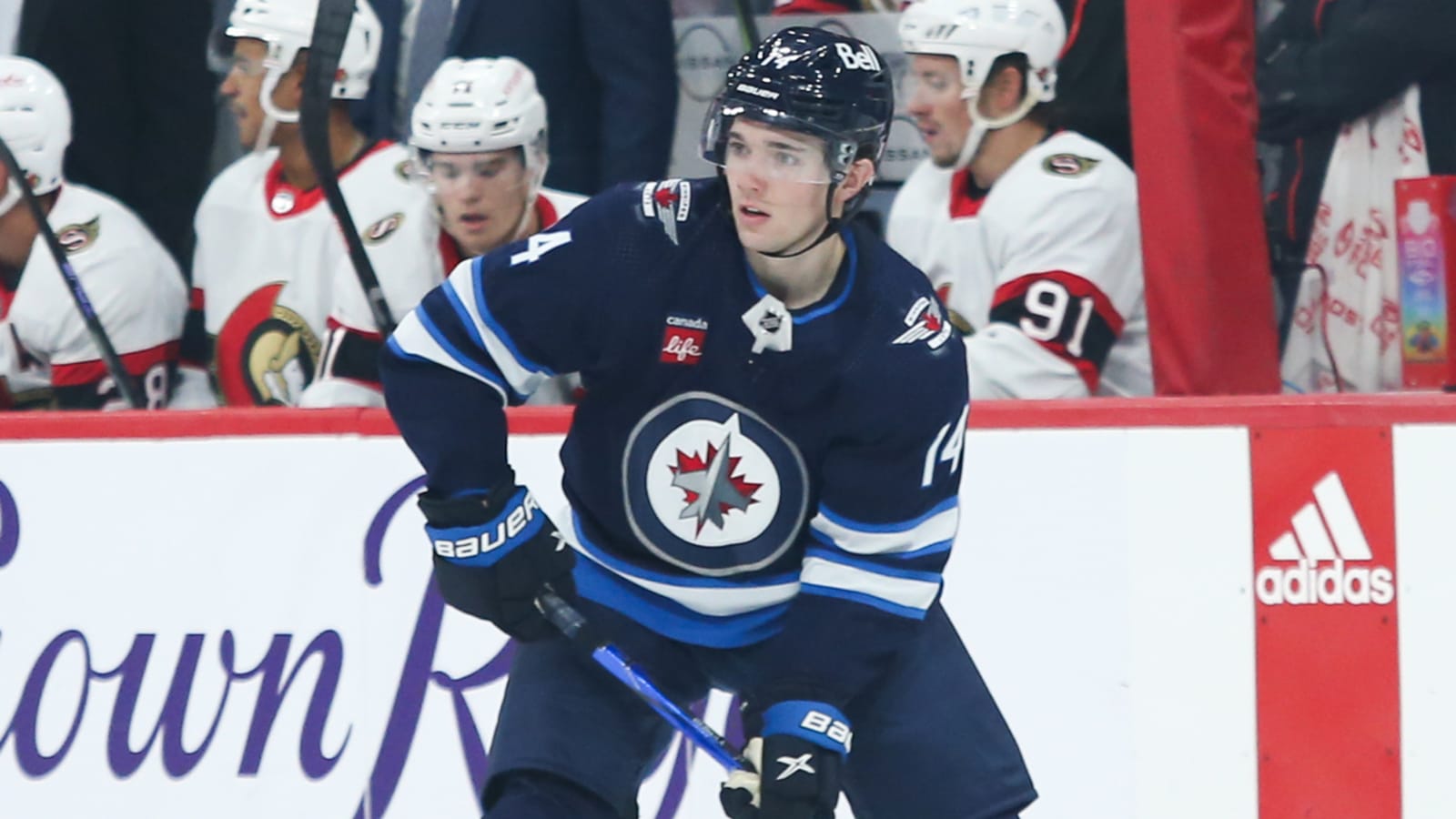 Winnipeg Jets re-sign former first-round defenseman