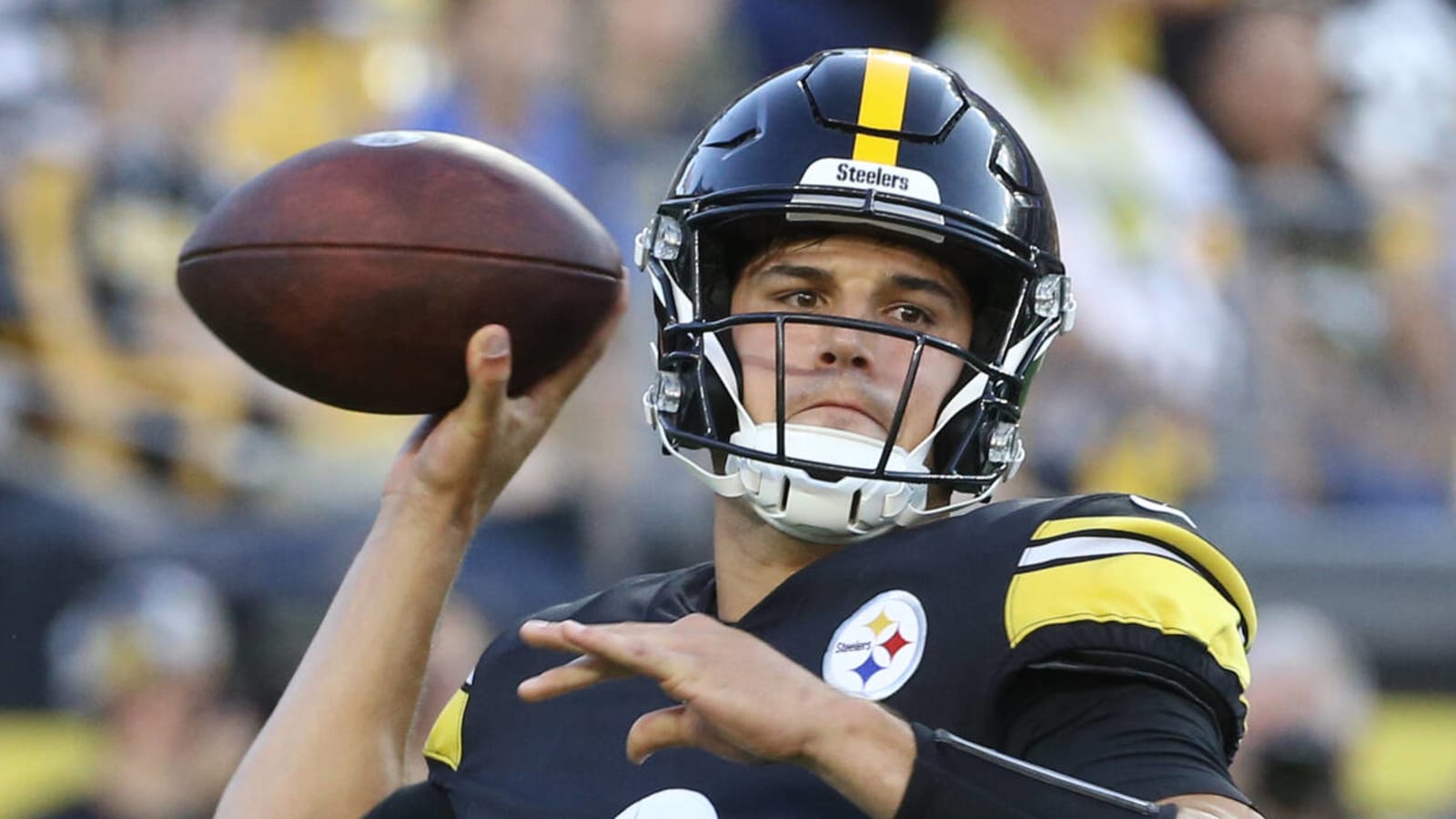 Steelers expected to re-sign QB Mason Rudolph