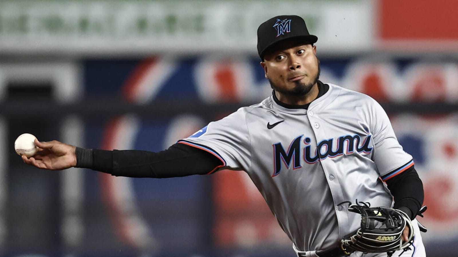Padres acquiring twotime AllStar in blockbuster trade Yardbarker