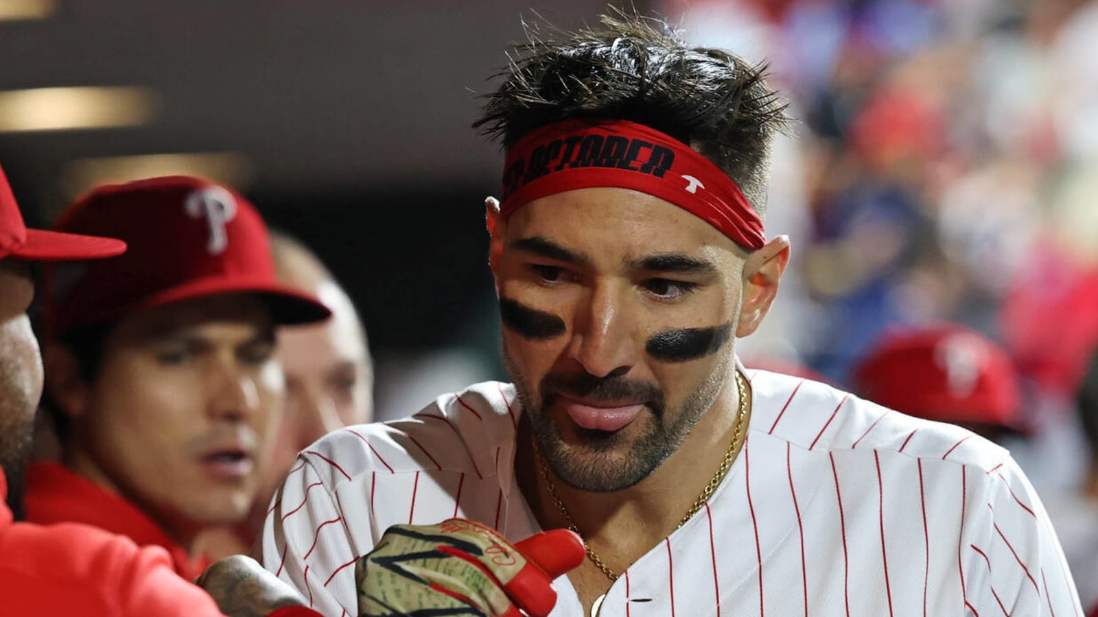 Watch: Phillies' Castellanos shocks son with two-HR effort in Game 3