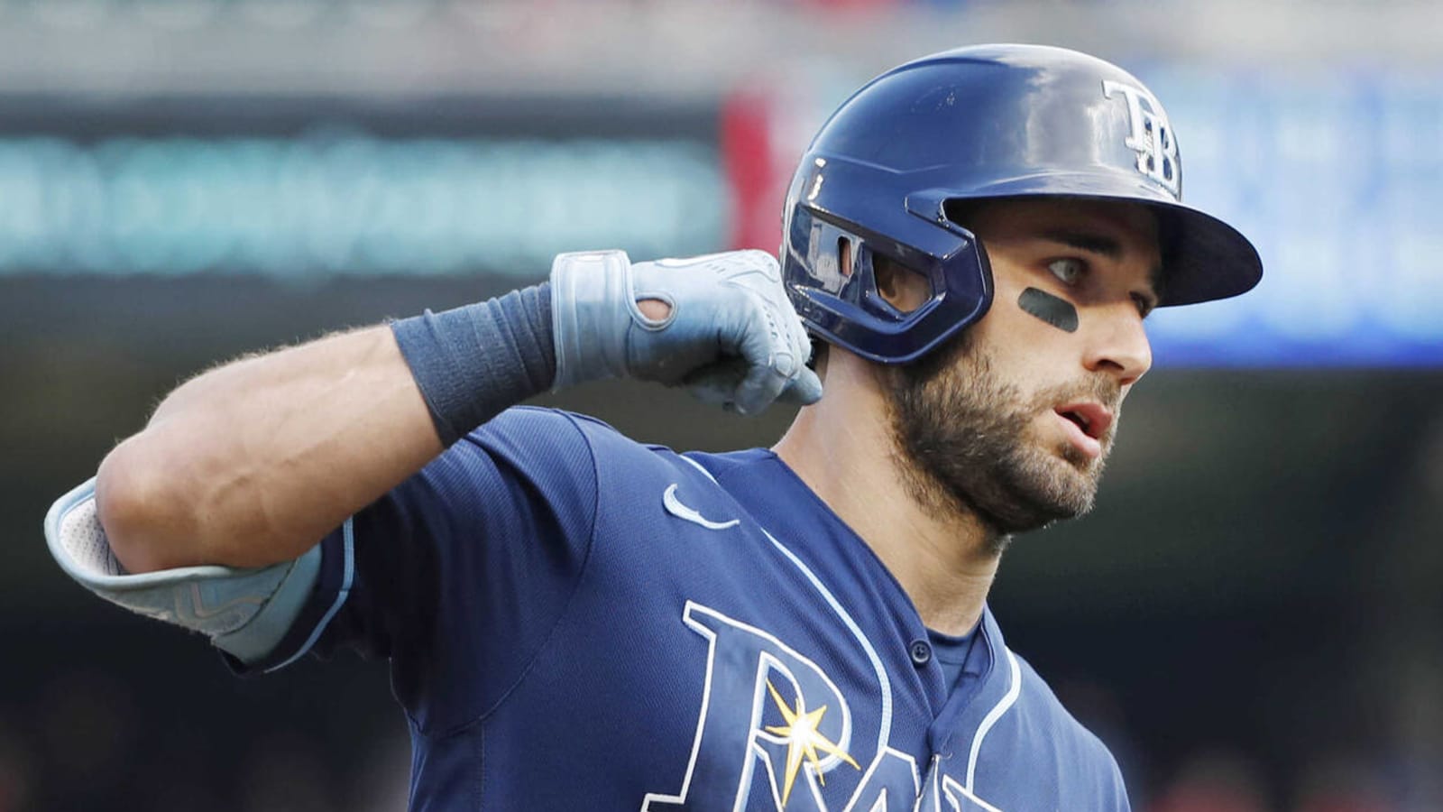 Kevin Kiermaier scheduled to see specialist regarding hip injury