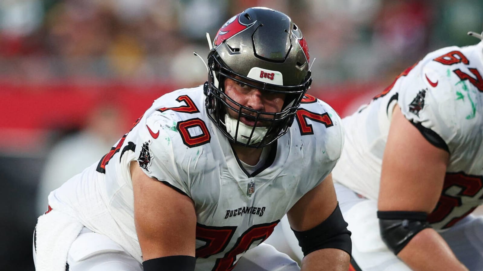 Bucs’ New Center Building Chemistry With O-Line, QB