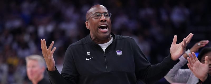 Report: Kings Ownership Unhappy With Coach Mike Brown