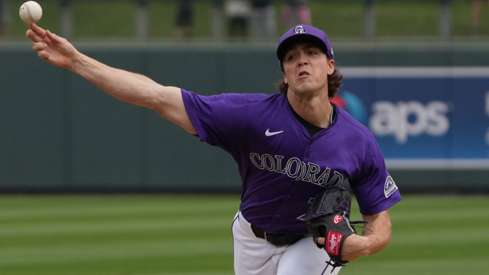 Top pitching prospect continues to impress in pursuit of Rockies rotation spot