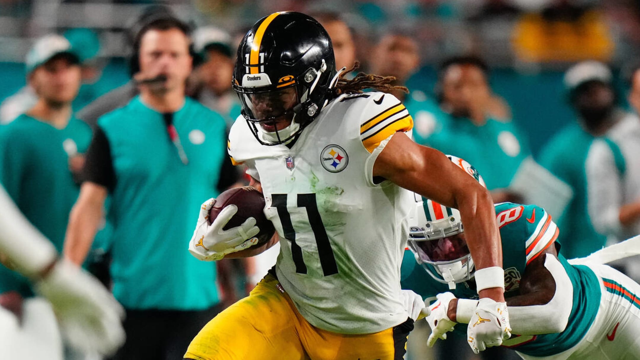 Chase Claypool trade: Steelers ship WR to Chicago Bears - Behind