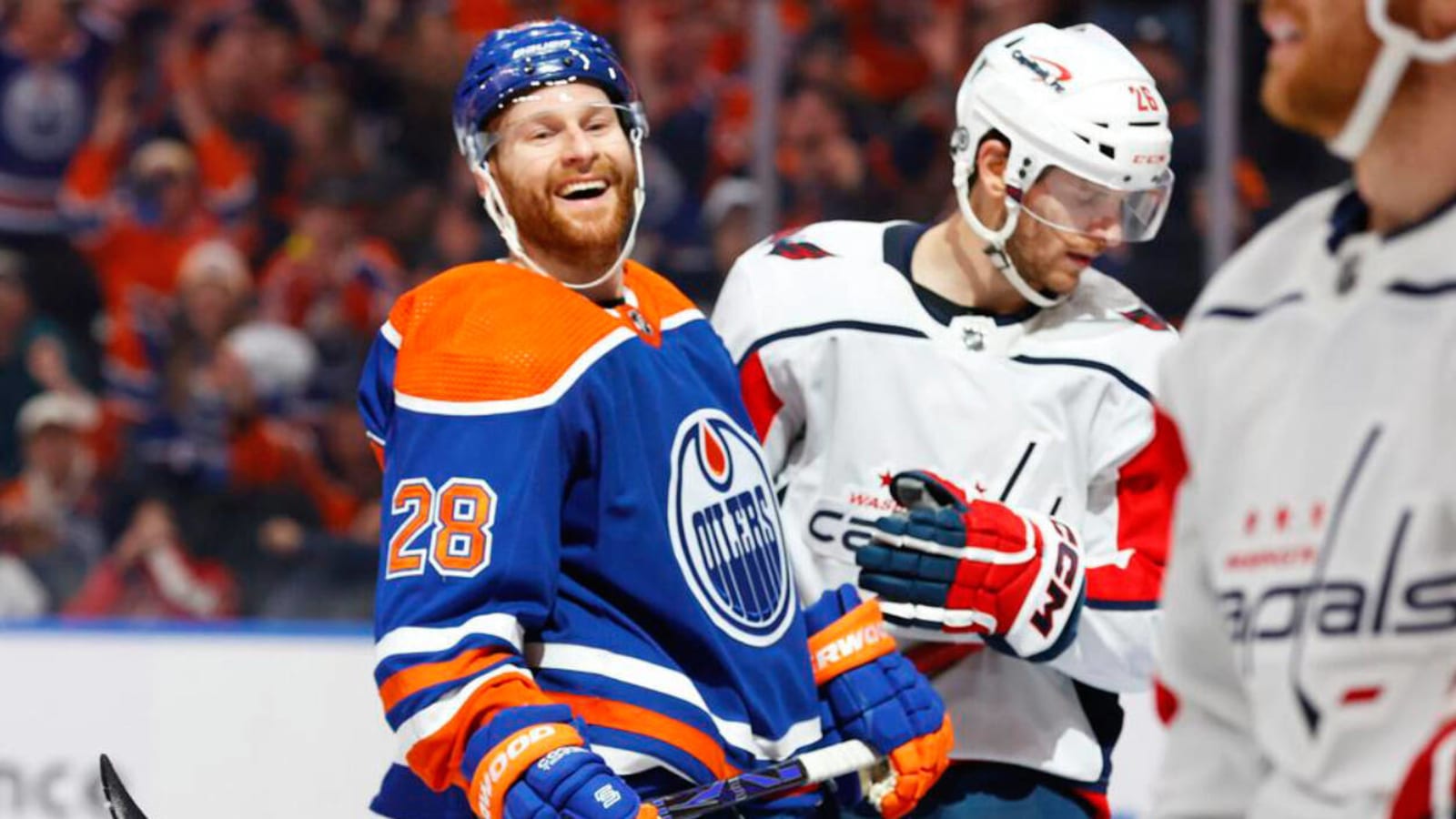 Edmonton Oilers sign Connor Brown to one-year contract extension
