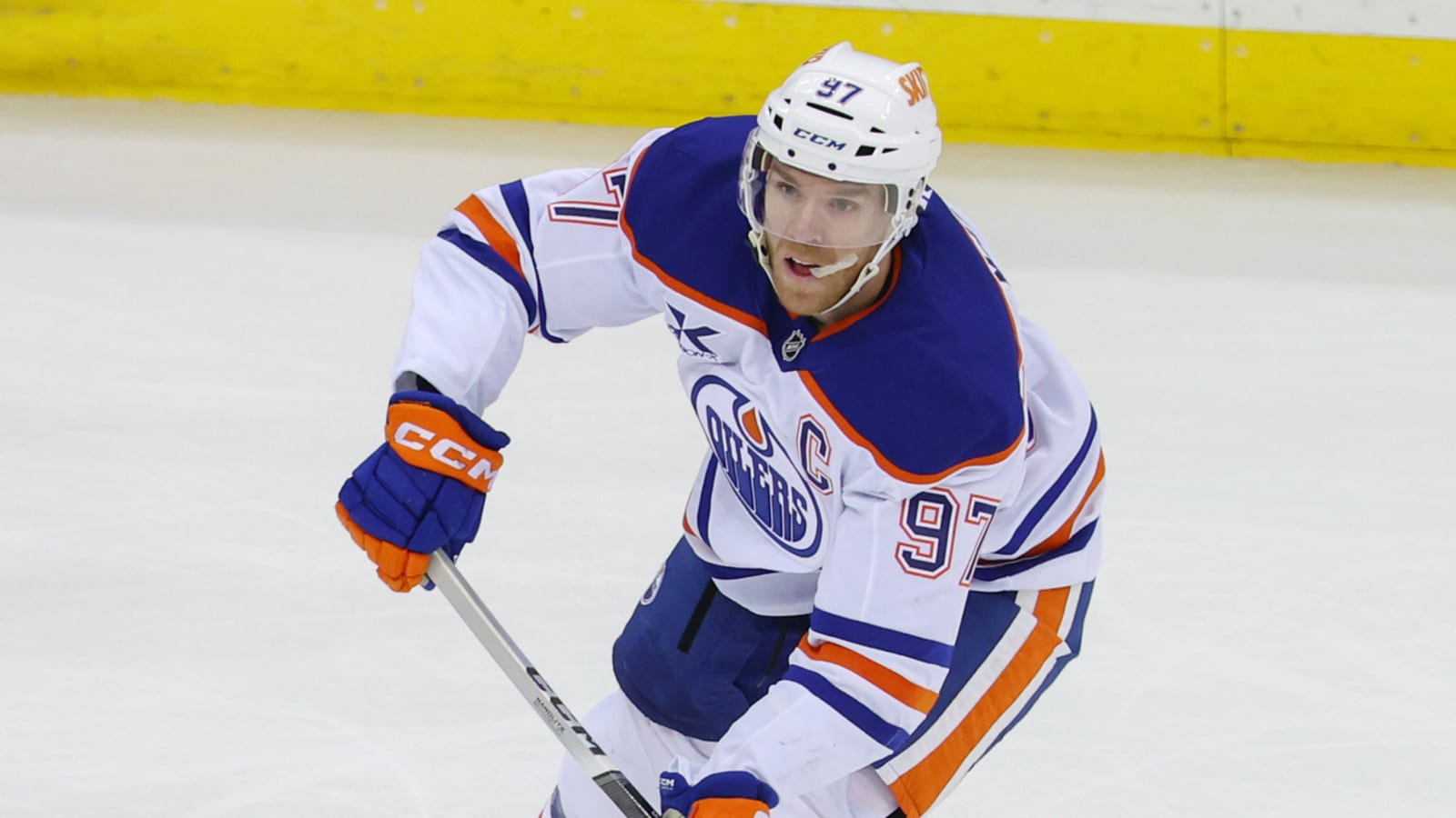Connor McDavid joins Wayne Gretzky on illustrious short list
