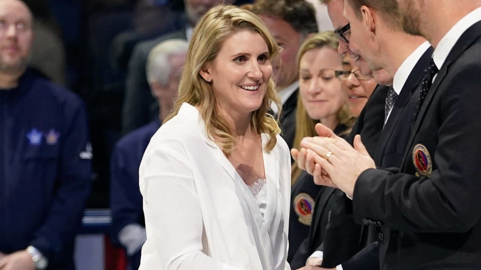 Leafs promote Hall of Famer Hayley Wickenheiser