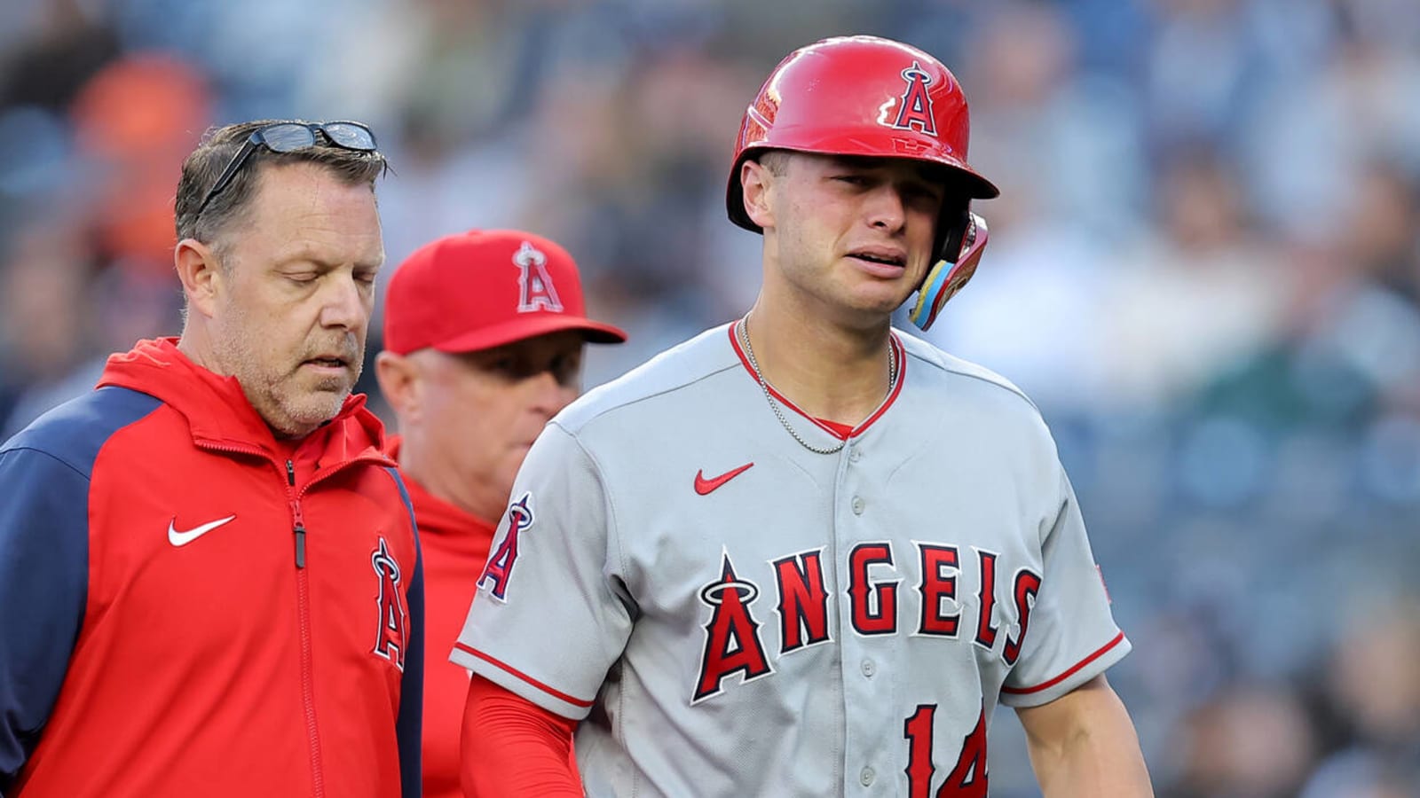 Angels promising rookie exits game with shoulder injury