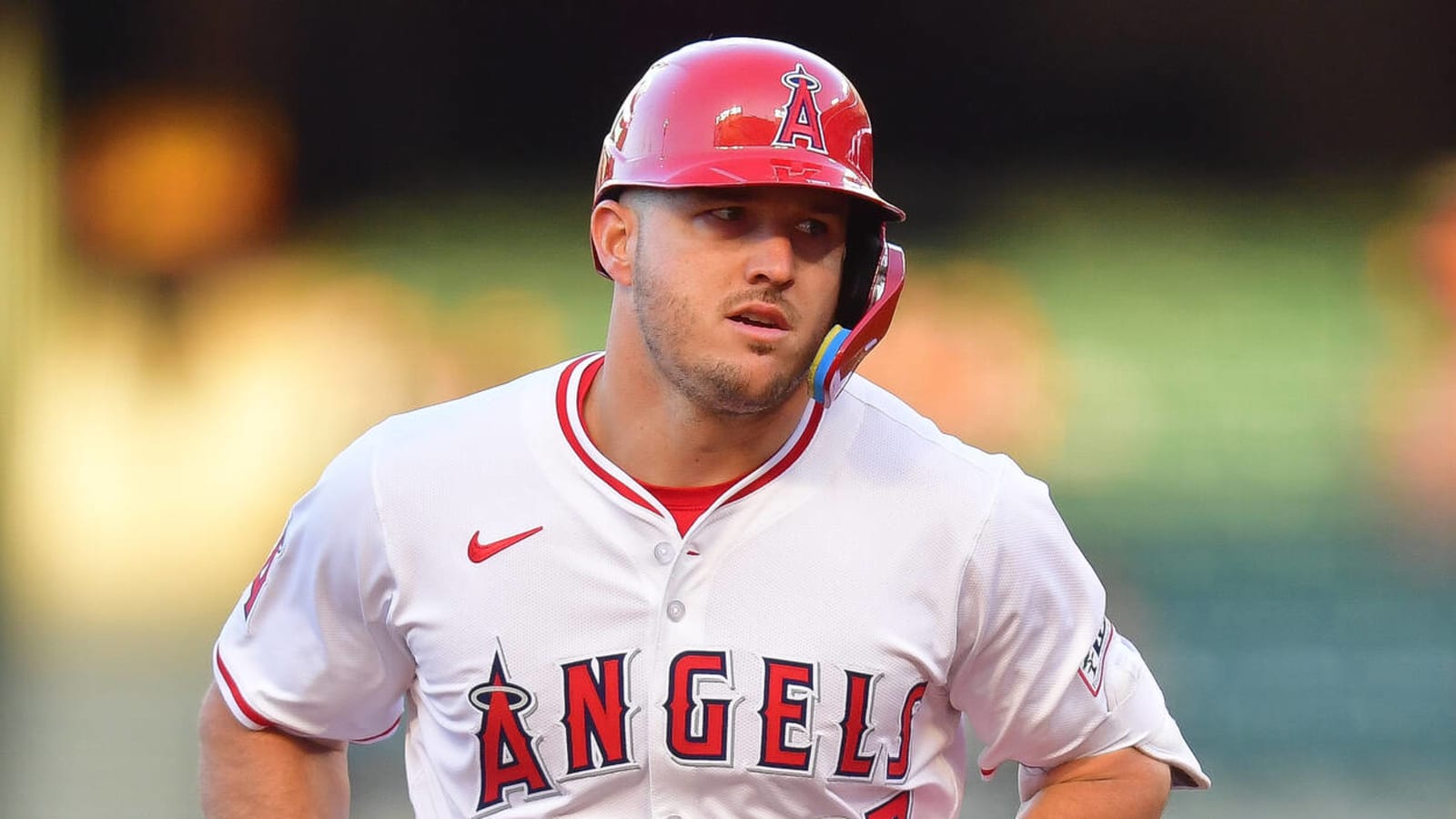  Mike Trout Expected To Undergo Knee Surgery For Torn Meniscus