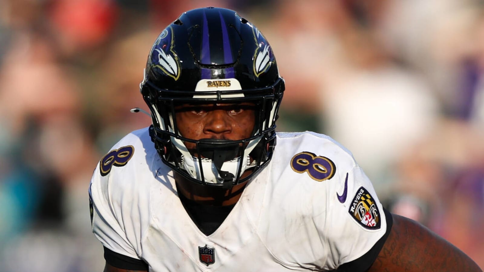 Insider indicates Lamar Jackson could stay with Ravens