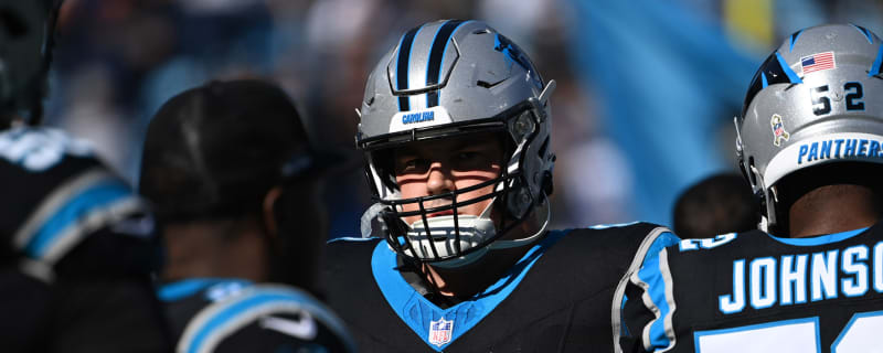 Panthers re-sign C Austin Corbett, TE Tommy Tremble