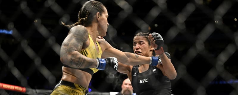 Julianna Pena says Amanda Nunes retired to avoid trilogy fight with her