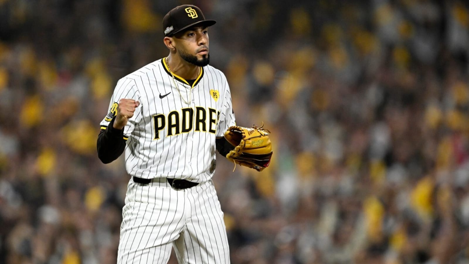 Padres reportedly shopping All-Star closer this offseason
