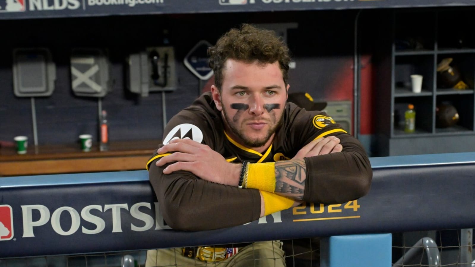 Padres OF falls short of capping off historic debut season with NL Rookie of the Year