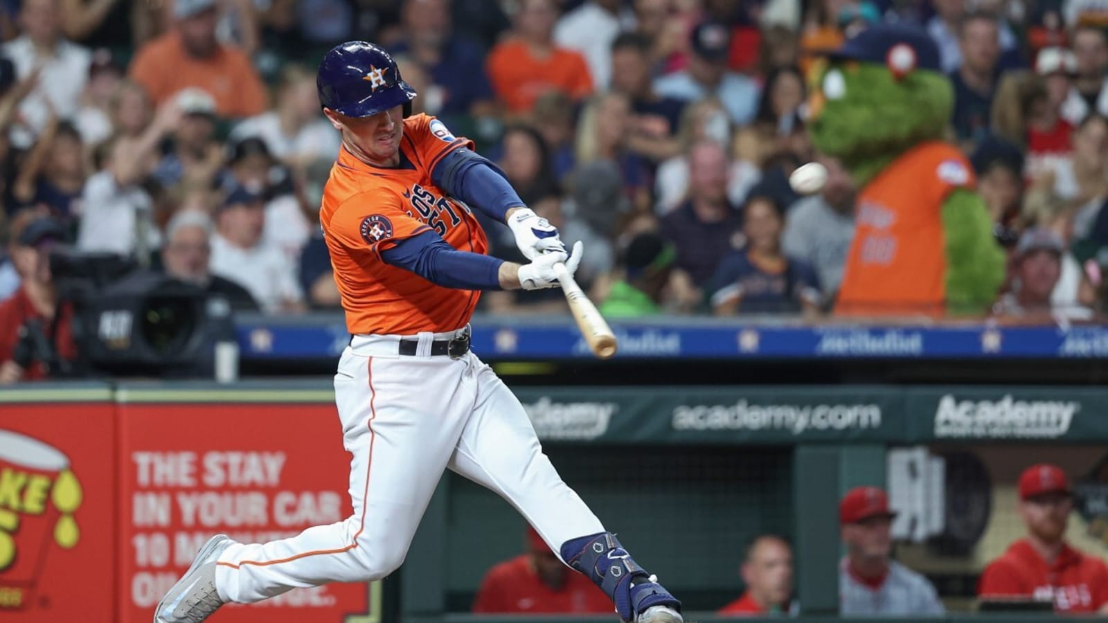 Yankees have ‘real’ interest in star Astros infielder