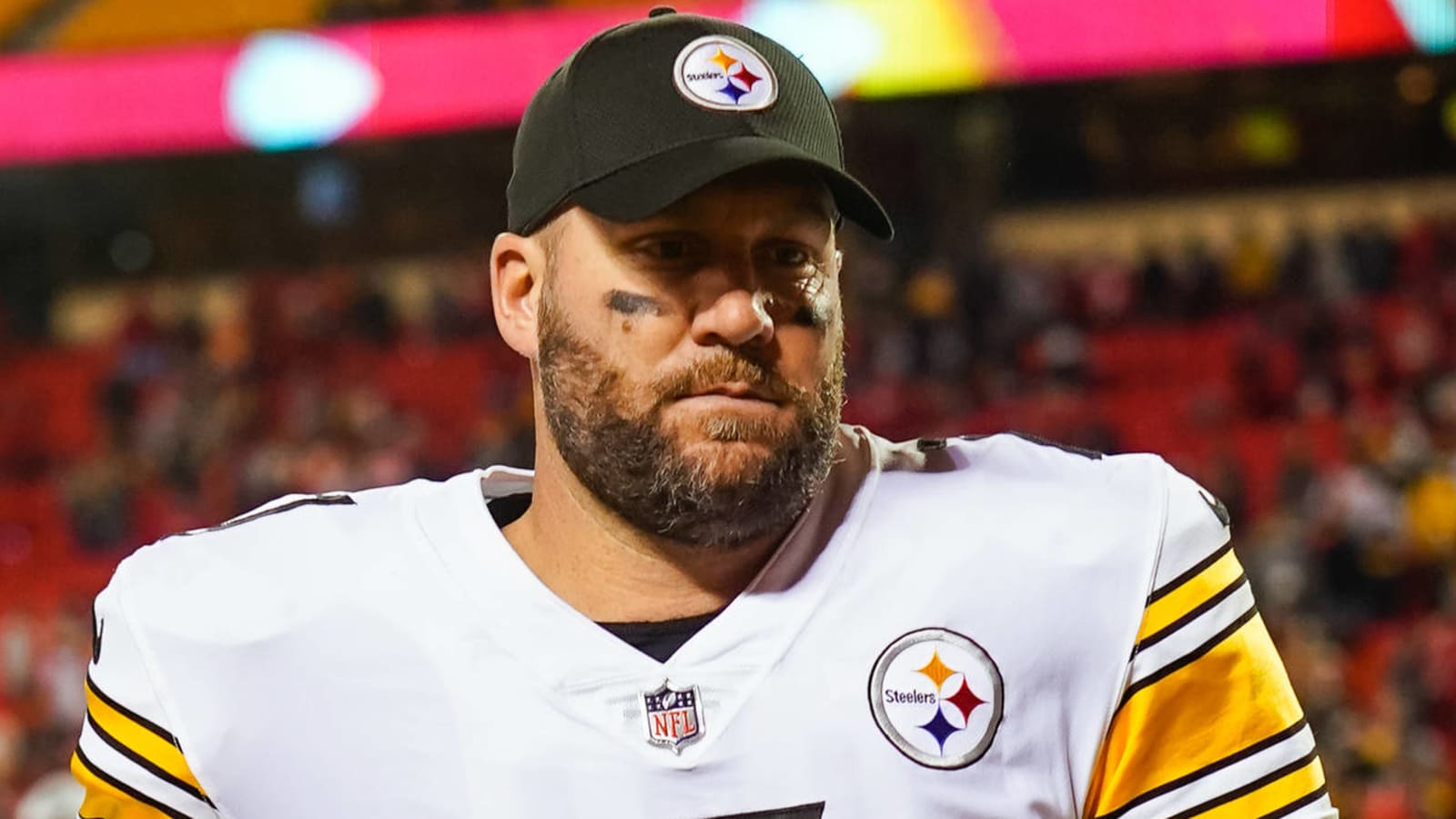 AB weighs in on Ben Roethlisberger's possible retirement