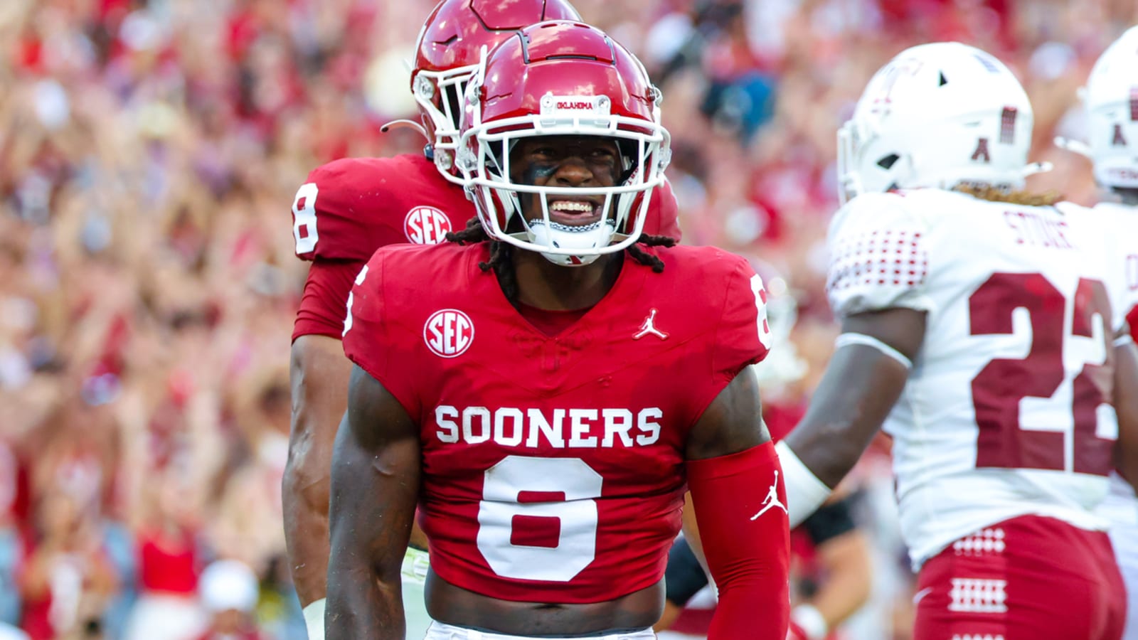 Deion Burks makes history in first half of Oklahoma debut