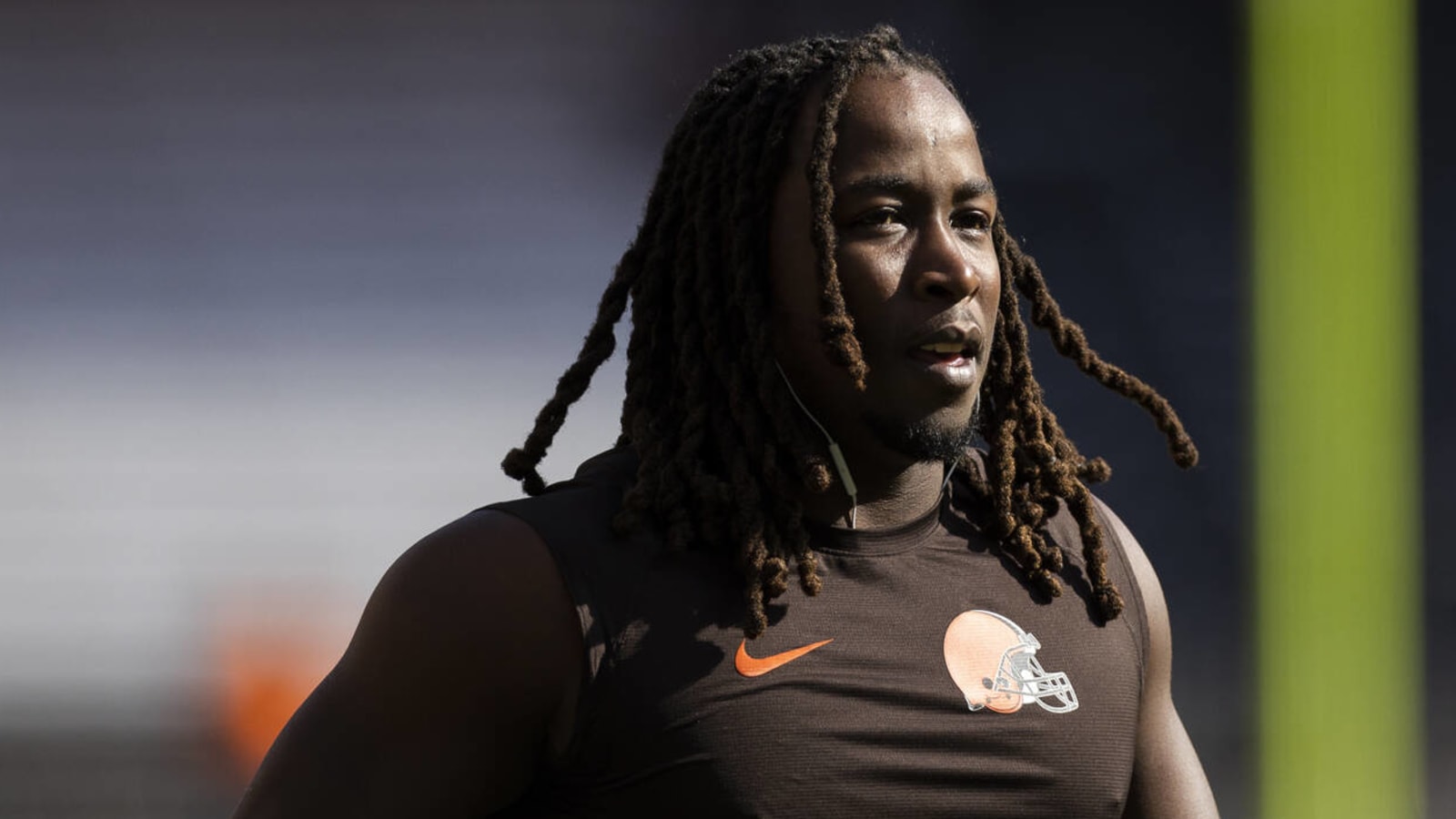 Colts sign two free agents, but not their top target Yardbarker