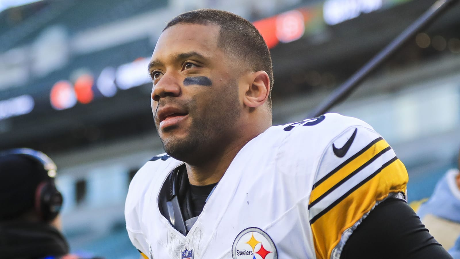 Former QB makes bold claim about Steelers' Russell Wilson