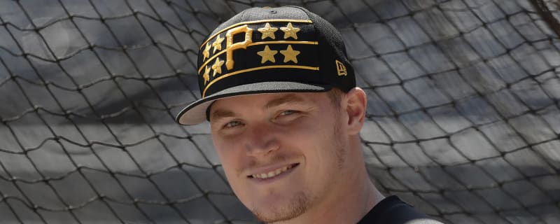 Pirates call up former No. 1 pick as part of roster shuffle